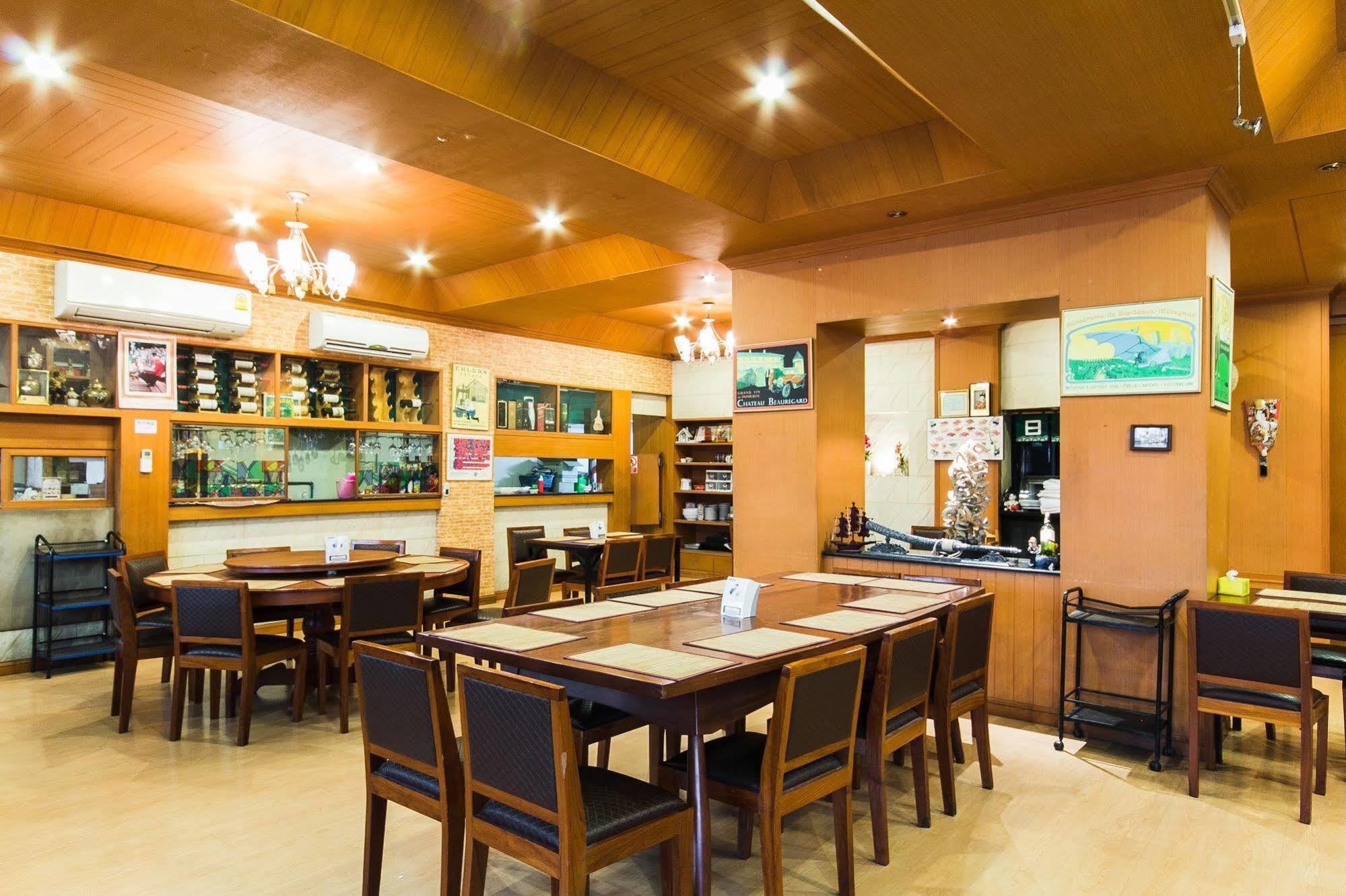 罗马酒店 坤敬 外观 照片